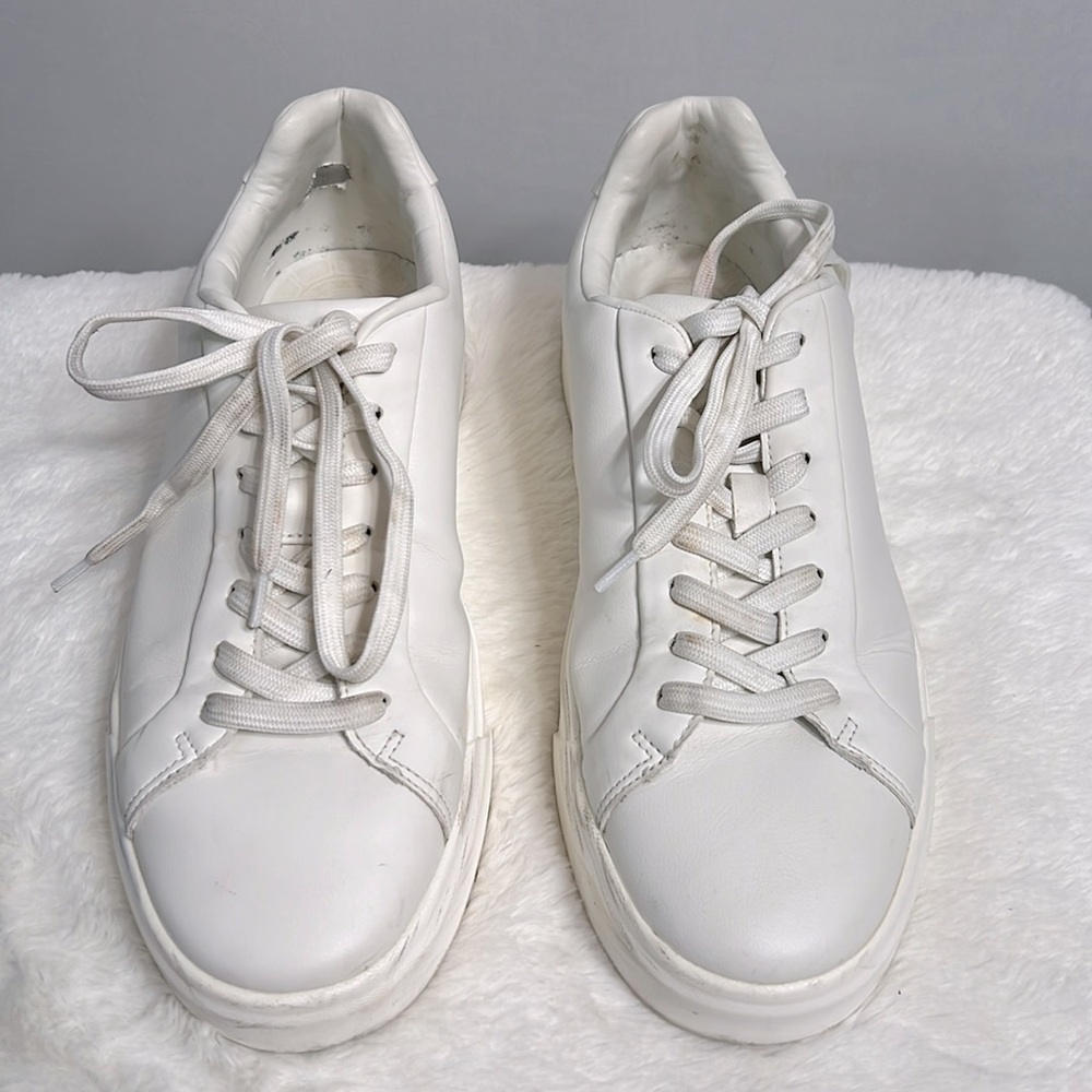 Zara lace up white unisex sneaker size W9.5 or M8 EU41